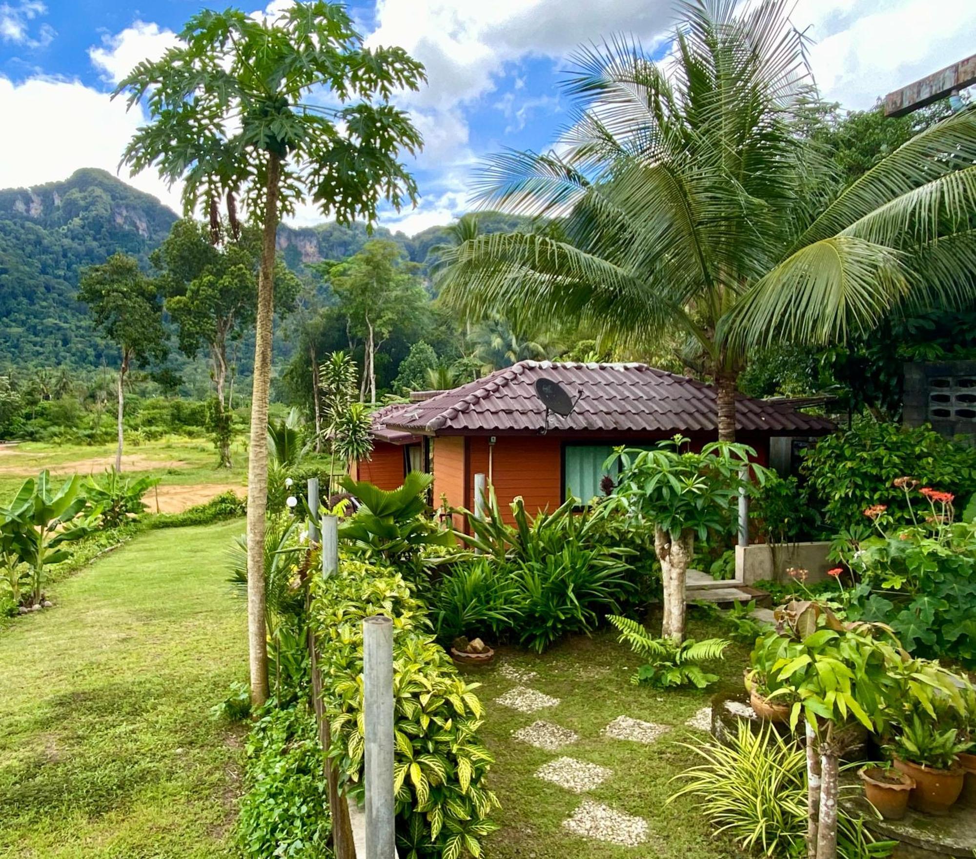Guesthouse 88 Phang Nga Ngoại thất bức ảnh