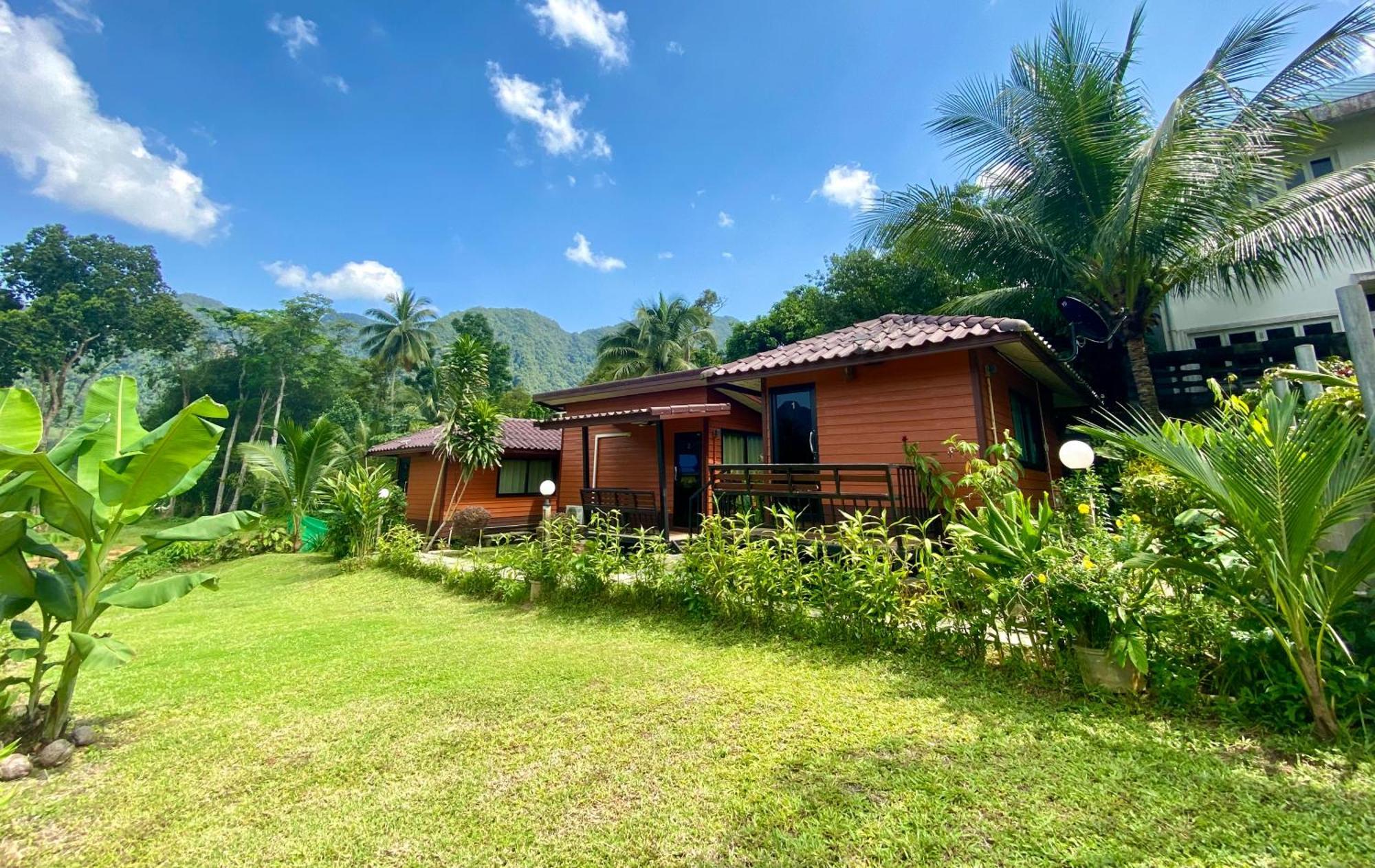 Guesthouse 88 Phang Nga Ngoại thất bức ảnh